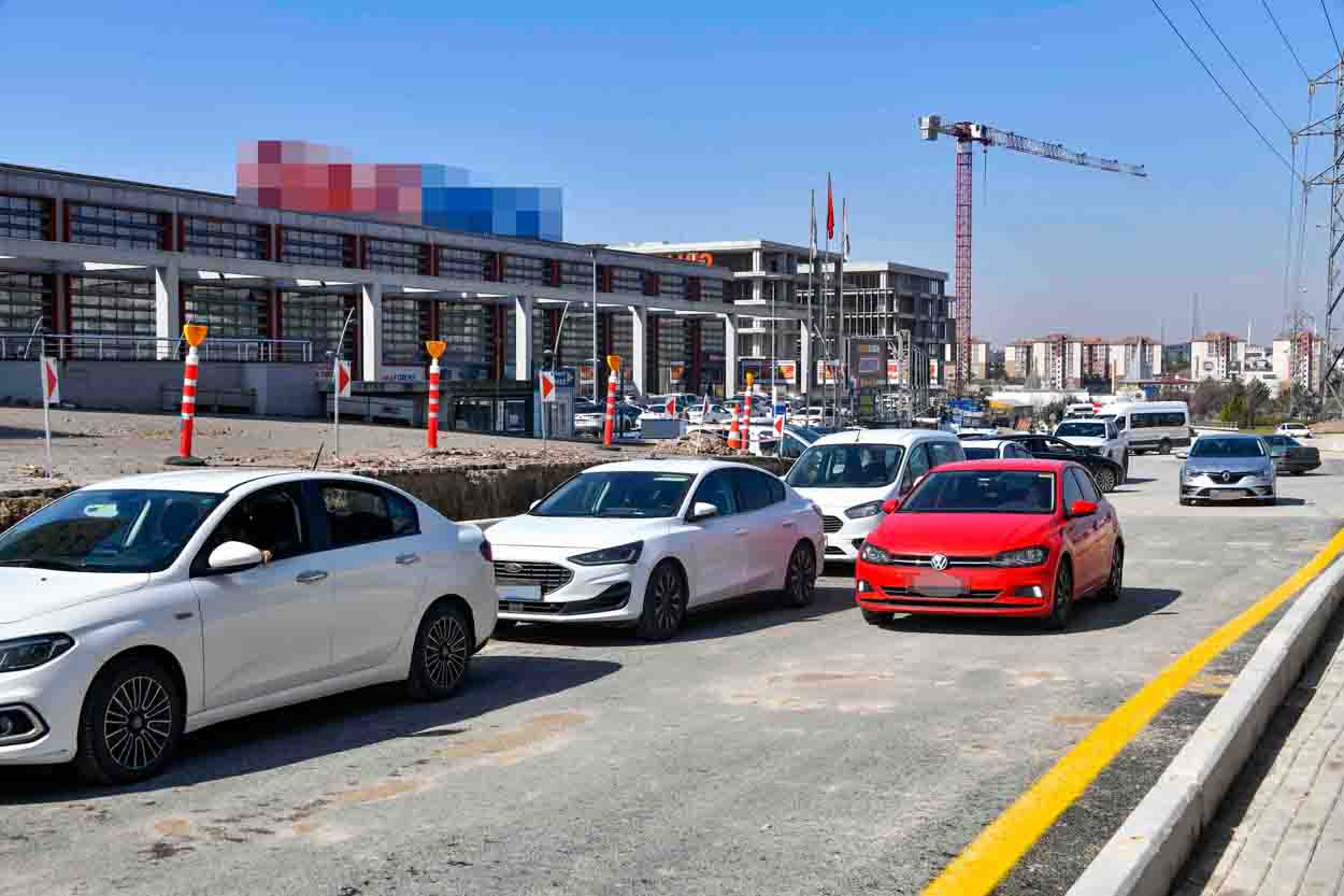 ABB’DEN BAĞDAT CADDESİ’NDE YENİ TRAFİK DÜZENLEMESİ