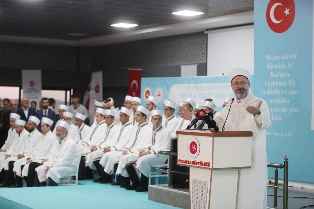 Polatlı Müftülüğüne bağlı Kur’an Kurslarında hıfzını tamamlayan 50 hafız icazet aldı.