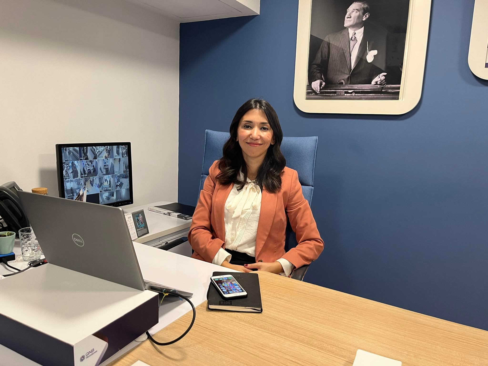 POLATLI’NIN TEK KADIN BANKA MÜDÜRÜ QNB FİNANSBANK POLATLI ŞUBESİNDE