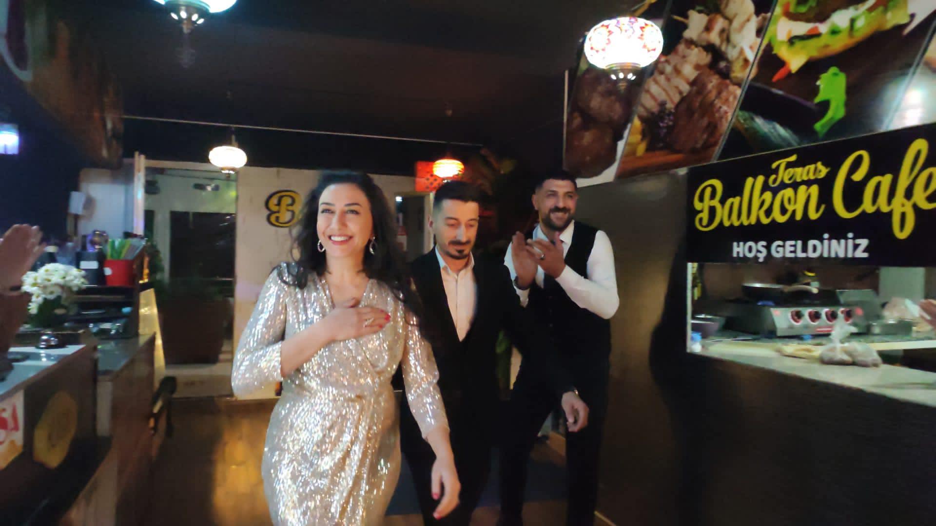 BALKON CAFE DE EDA DOĞANAY RÜZGÂRI