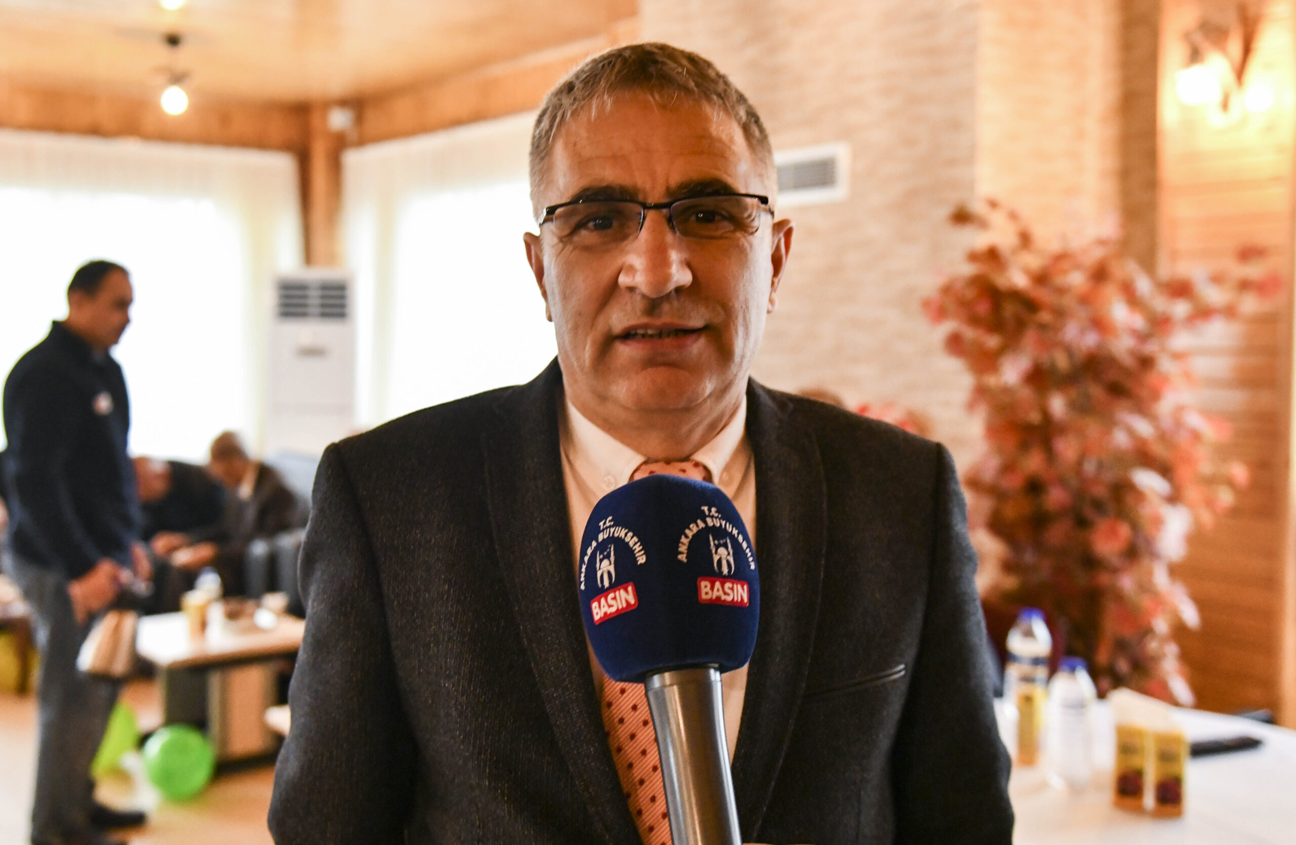 <strong>“YAŞLILARIMIZ İÇİN ÇALIŞIYORUZ”</strong>