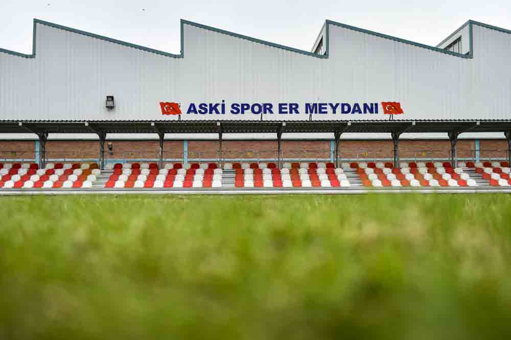 BAŞKENTİN YENİ VE MODERN SPOR KOMPLEKSİ AÇILIŞ İÇİN GÜN SAYIYOR