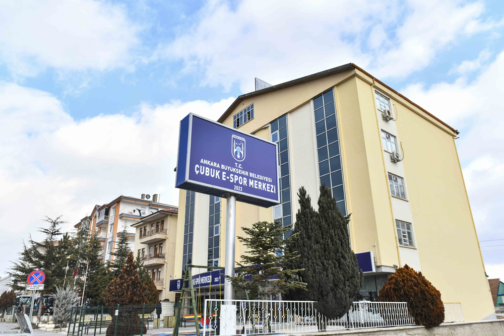 ANKARA BÜYÜKŞEHİRDEN ÇUBUK’A E-SPOR MERKEZİ