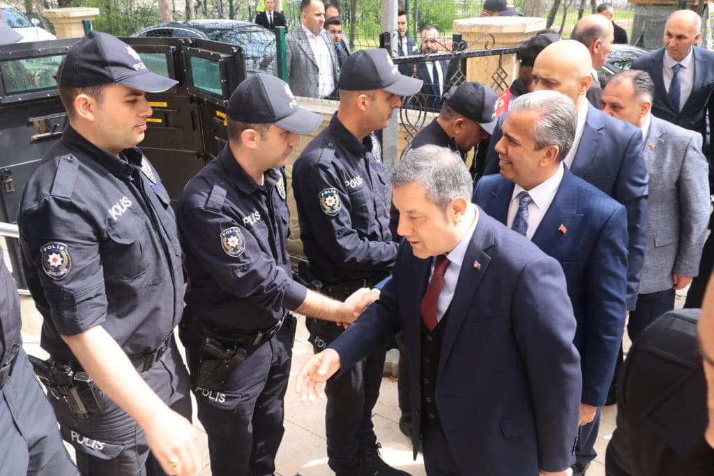 PROTOKOL BAYRAMLAŞTI