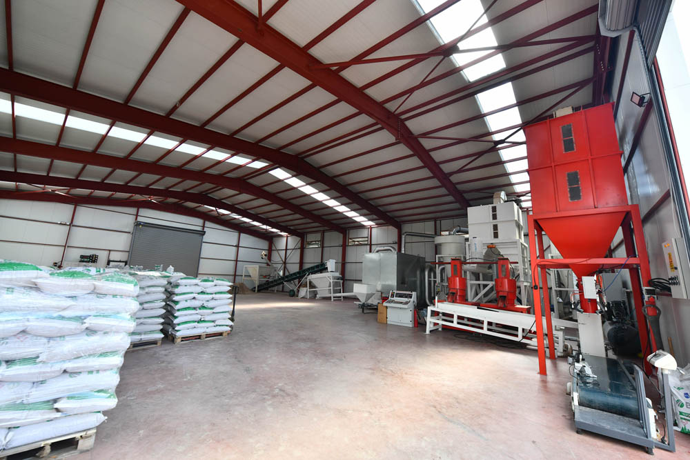 SAATTE 2 TON PELET ÜRETİLİYOR