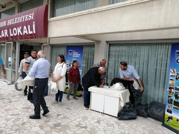 BAL ÜRETİCİLERİ İÇİN EĞİTİMLER DEVAM EDİYOR: ARICILIK AKADEMİSİ’NİN 3’ÜNCÜSÜ TAMAMLANDI