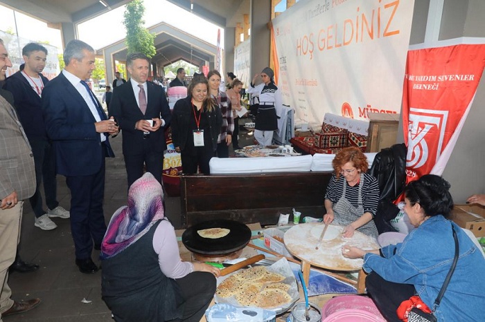 POLATLI BELEDİYESİ YÖRESEL ÜRÜNLERLE BEĞENİ TOPLADI