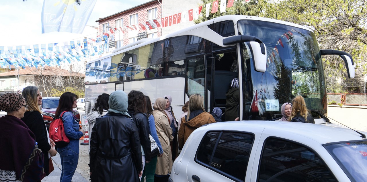ANKARA BÜYÜKŞEHİRİN YEREL EKONOMİYİ CANLANDIRAN KENT GEZİLERİ DEVAM EDİYOR