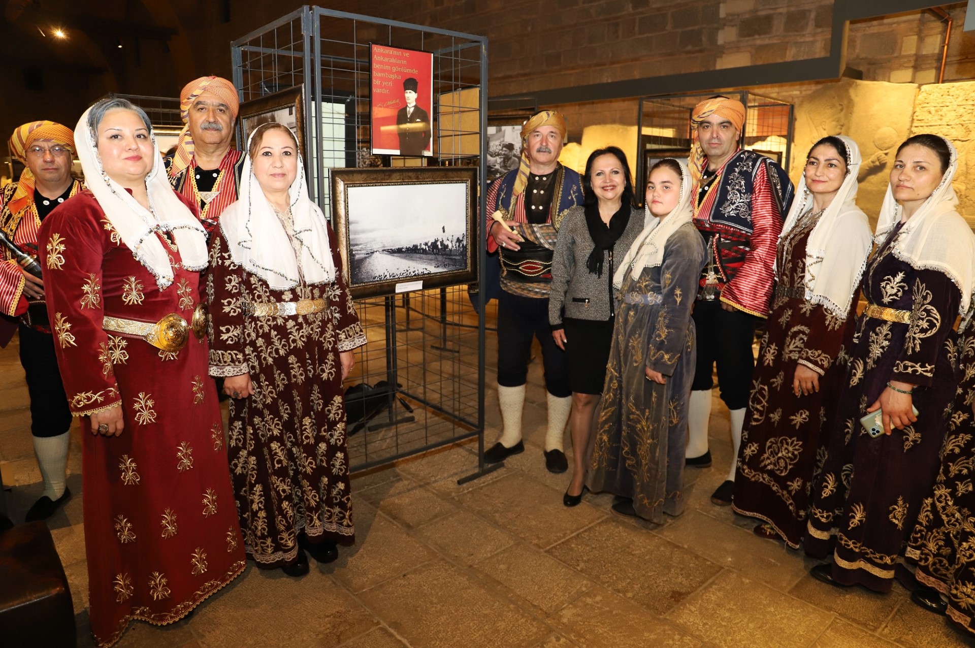 ESKİ ANKARA VE SEYMEN FOTOĞRAFLARI SERGİLENİYOR