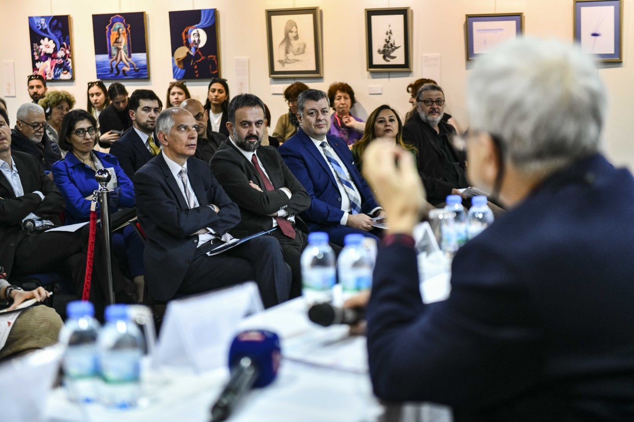 BAŞKENTİN 100 YILI ULUSLARARASI ÇALIŞTAYDA MASAYA YATIRILDI