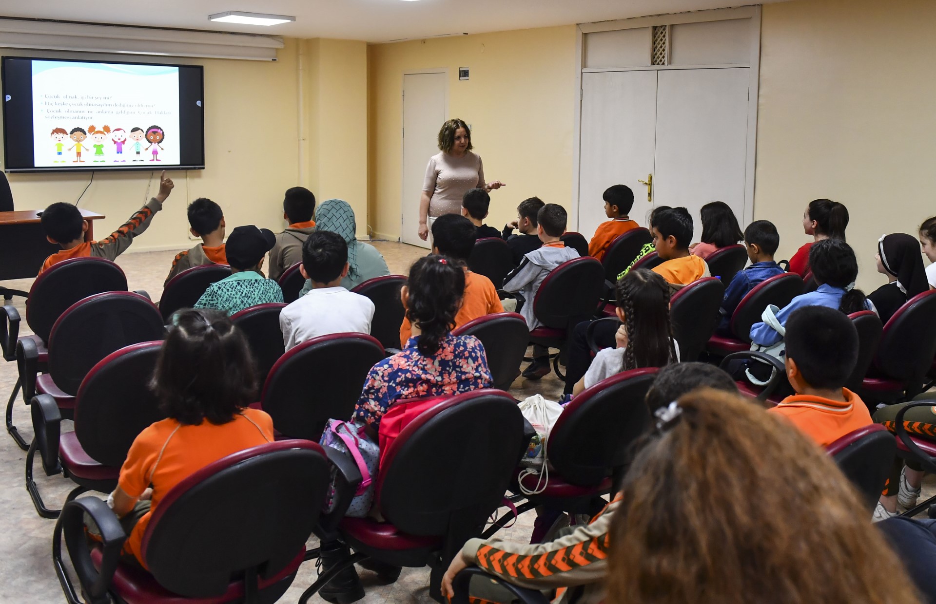 ANKARA BÜYÜKŞEHİRİN ÇOCUK HAKLARI SEMİNERİNİN İKİNCİSİ GERÇEKLEŞTİ