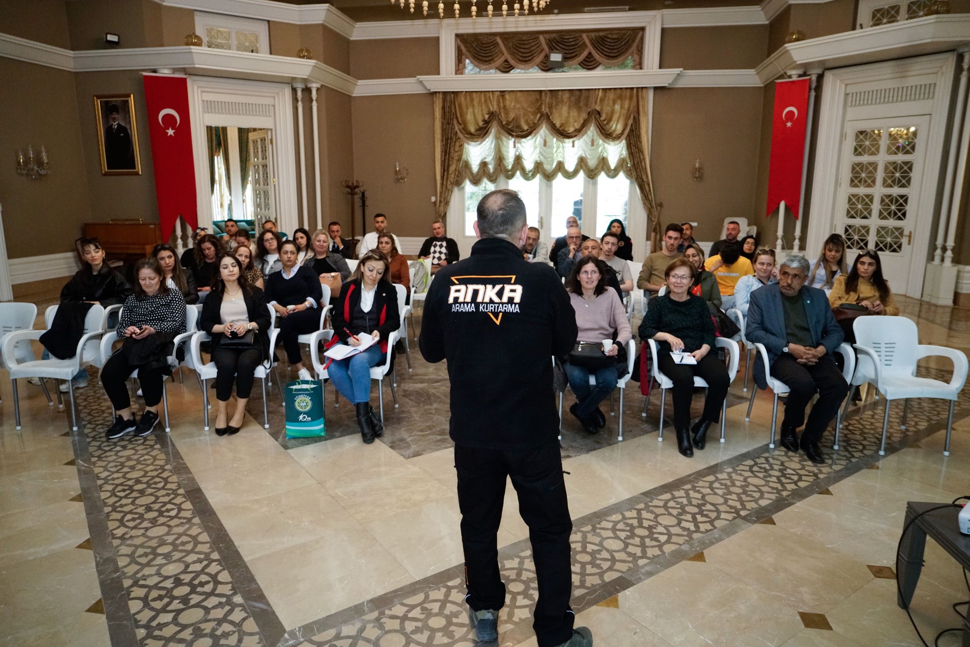 ANKARA KENT KONSEYİ AFET FARKINDALIK EĞİTİMİNE EV SAHİPLİĞİ YAPTI