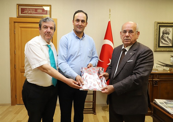 ANKESOB’DA SÜRPRİZ BABALAR GÜNÜ KUTLAMASI GERÇEKLEŞTİ