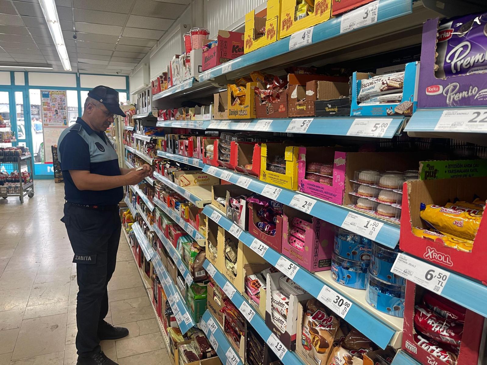 POLATLI BELEDİYESİ ZABITA MÜDÜRLÜĞÜ BAYRAM ÖNCESİ DENETİMLERİNİ SÜRDÜRÜYOR