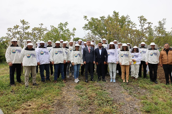 GÖLBAŞI’NDA ARICILIK YAŞATILIYOR