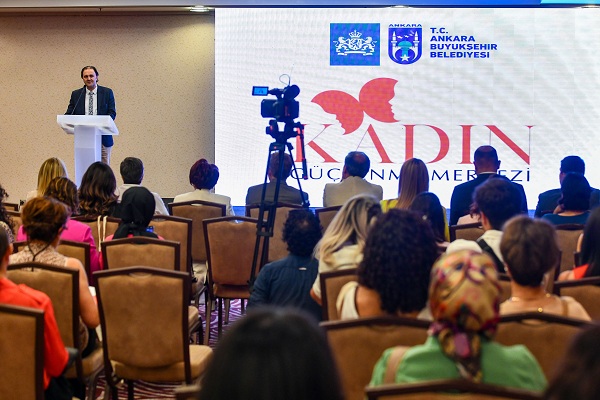 ‘KADIN GÜÇLENME MERKEZİ PROJESİ’NİN KAPANIŞ TOPLANTISI GERÇEKLEŞTİRİLDİ