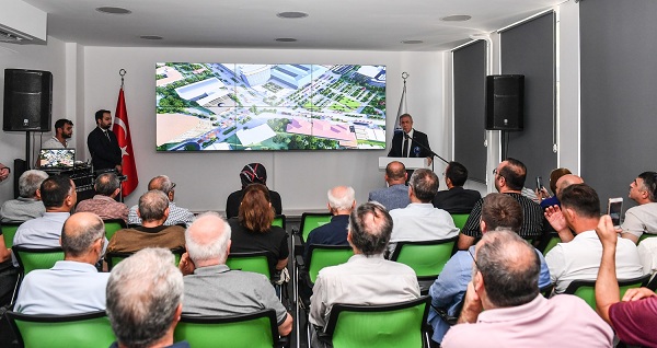 ANKARA BÜYÜKŞEHİR BELEDİYE BAŞKANI MANSUR YAVAŞ ULUS ESNAFI İLE BULUŞTU