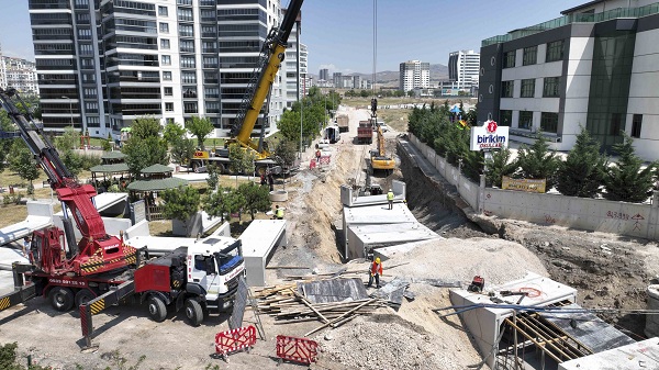 KRONİK SORUN TARİHE KARIŞIYOR: ASKİ ELEKTROKENT-2 SİTESİ’NDE ALTYAPI ÇALIŞMALARINA BAŞLADI