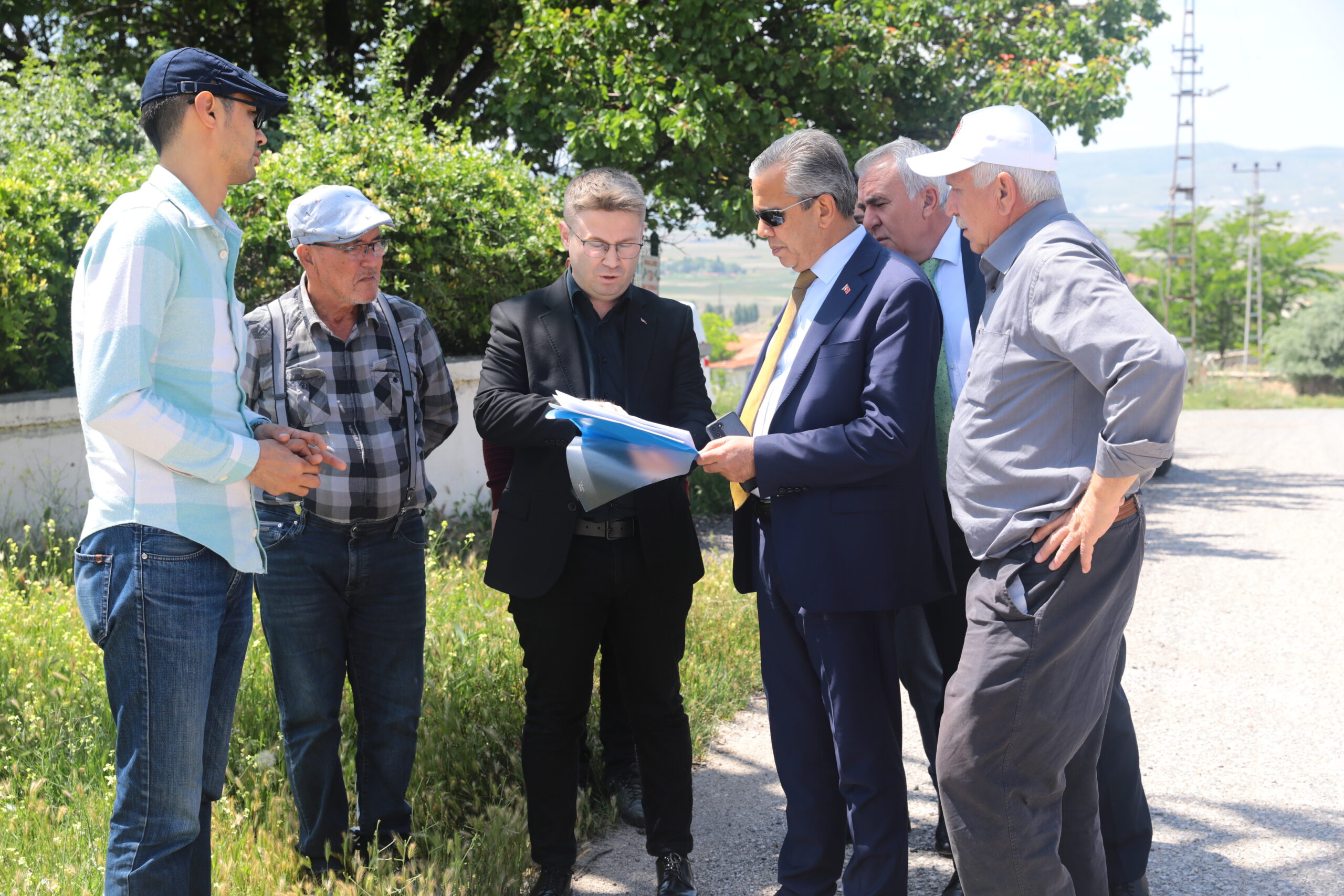 BAŞKAN YILDIZKAYA SÖZÜNÜ TUTTU “6 FARKLI KÖYDE MAHALLE KONAKLARI HIZLA YÜKSELİYOR”