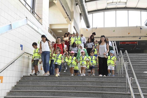 ANKARA METROSU ÖZEL KONUKLARINI AĞIRLADI