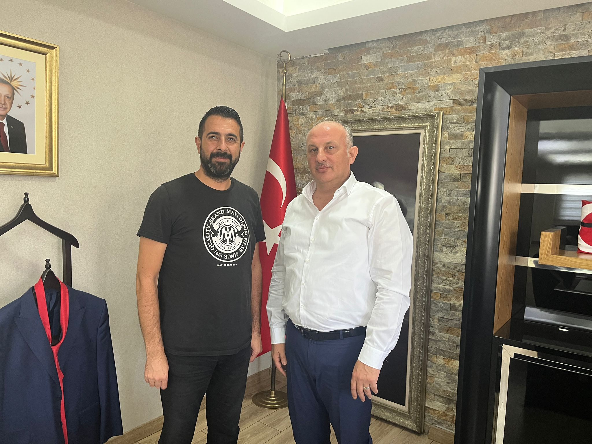 GAZETEMİZ SAHİBİ EFE DEN İLÇE EMNİYET MÜDÜRÜ USTA YA ZİYARET